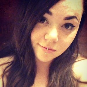 Meet your Posher, Carrie